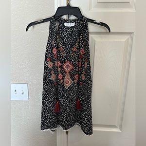 Sleeveless animal print/floral top